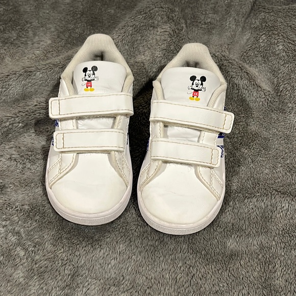 Adidas Mickey Mouse sz 5.5C Wht/Blue/Green GUC - Picture 1 of 6